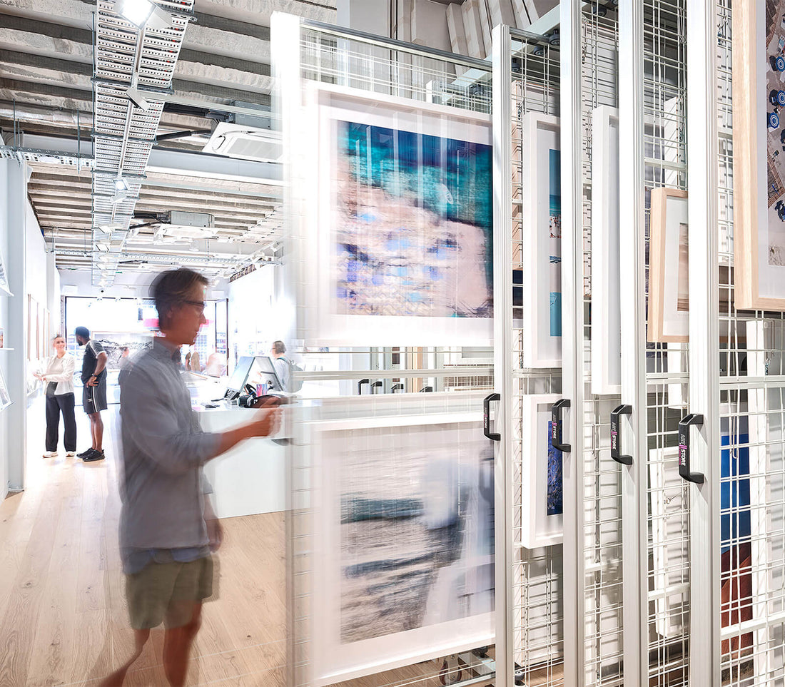 Art Gallery compact system as showroom depot