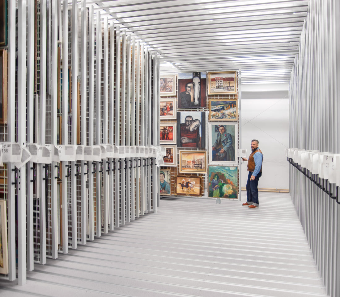 Floor running painting storage system type BL-30