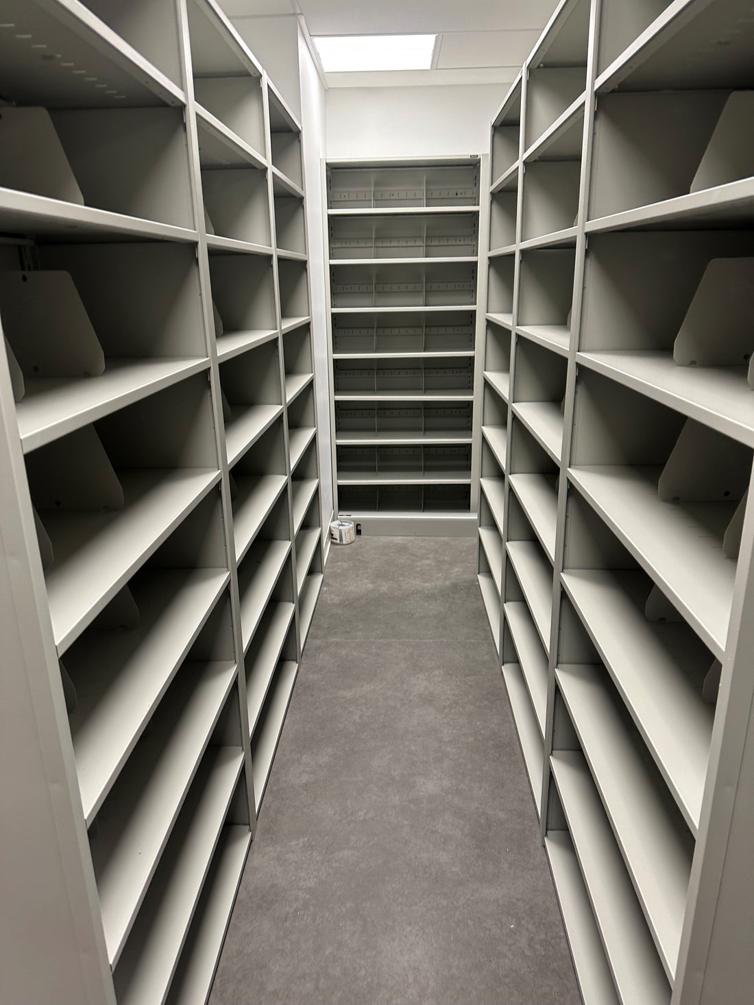 LT - Shelving