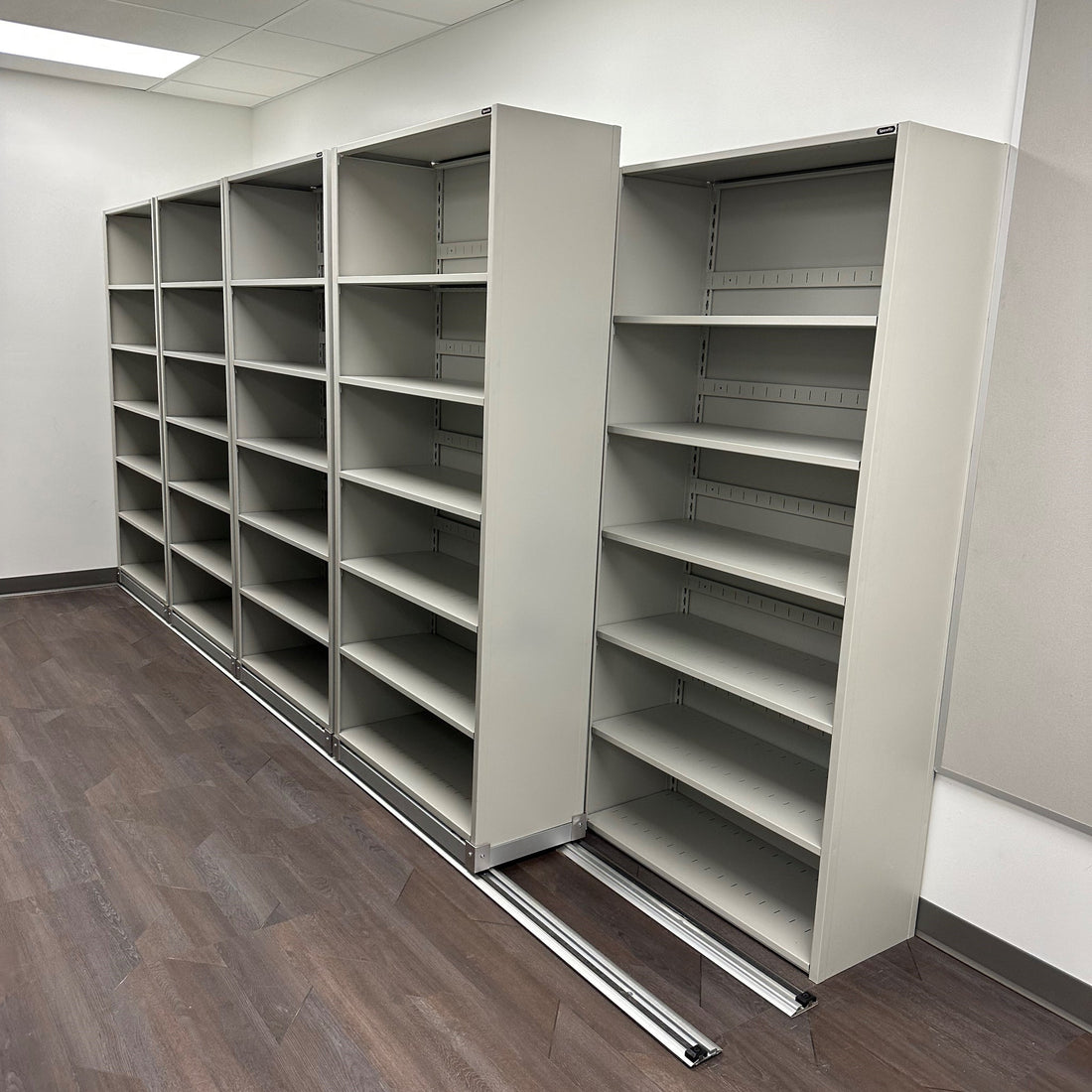 Lateral Movable Shelving
