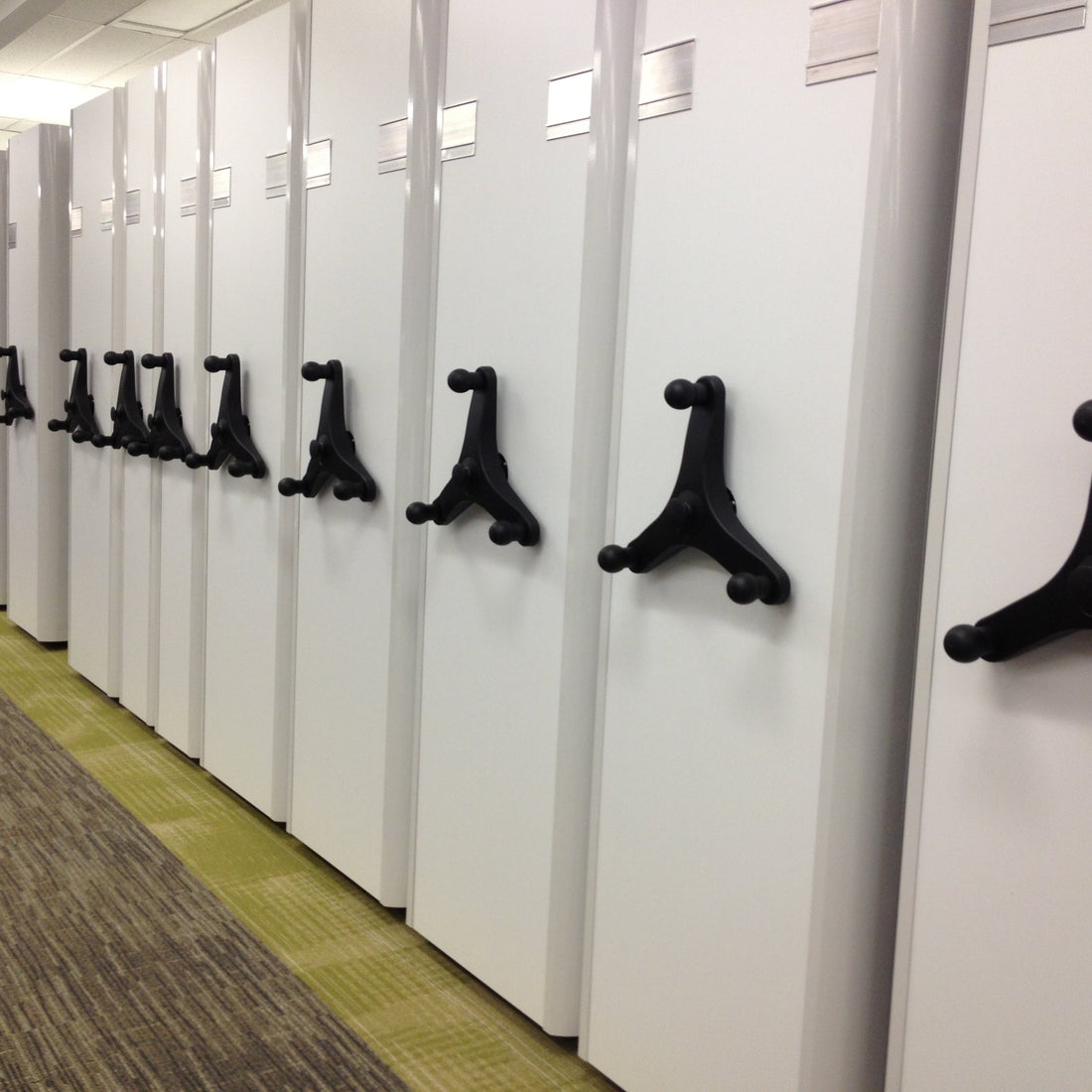 Spacefile SDS Mechanical Assist Mobile Shelving